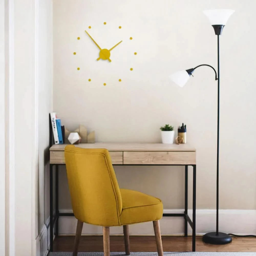 Elegant Silent Quartz Wall Clock with Mirrored Finish