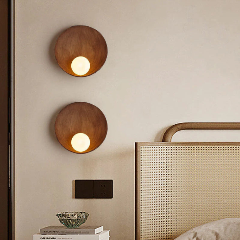 Elegant Round Glass Wall Light Fixture with Clear Shade