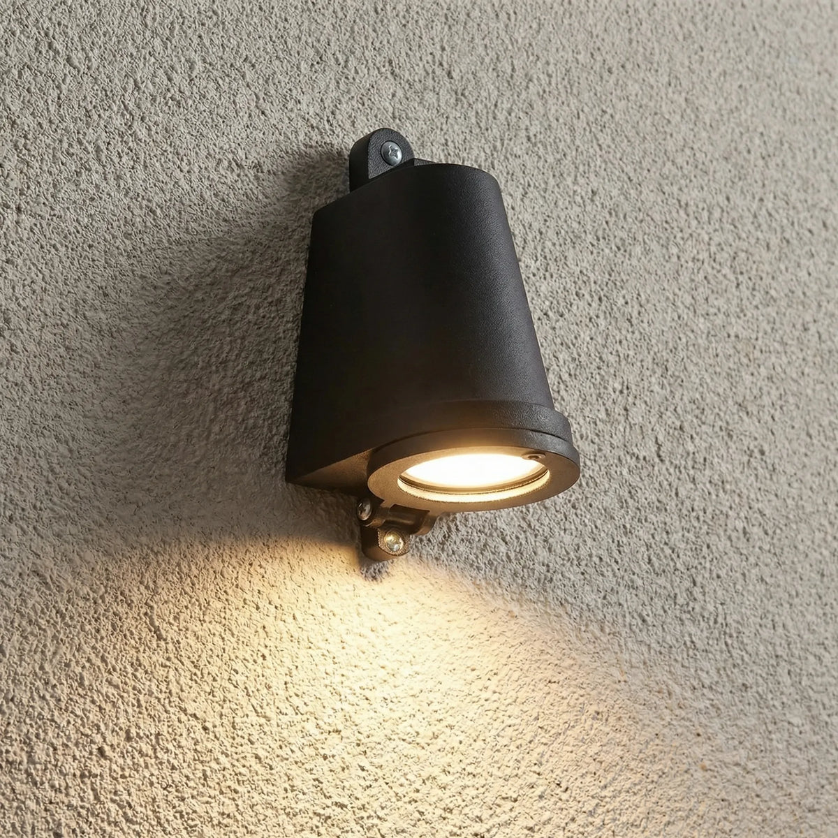 Contemporary Outdoor Wall Light Fixture - Ideal for Patios