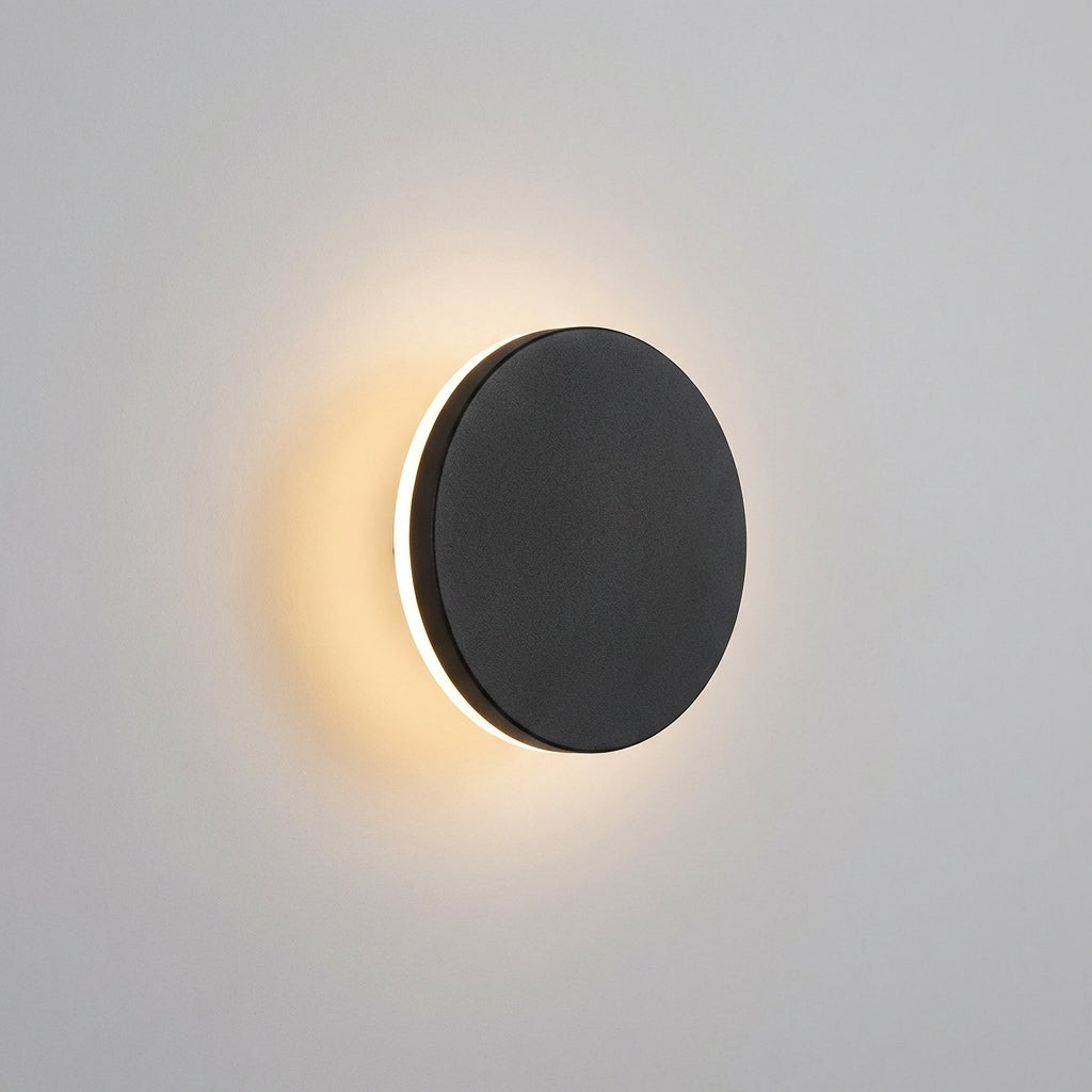 Contemporary Outdoor Wall Light Fixture