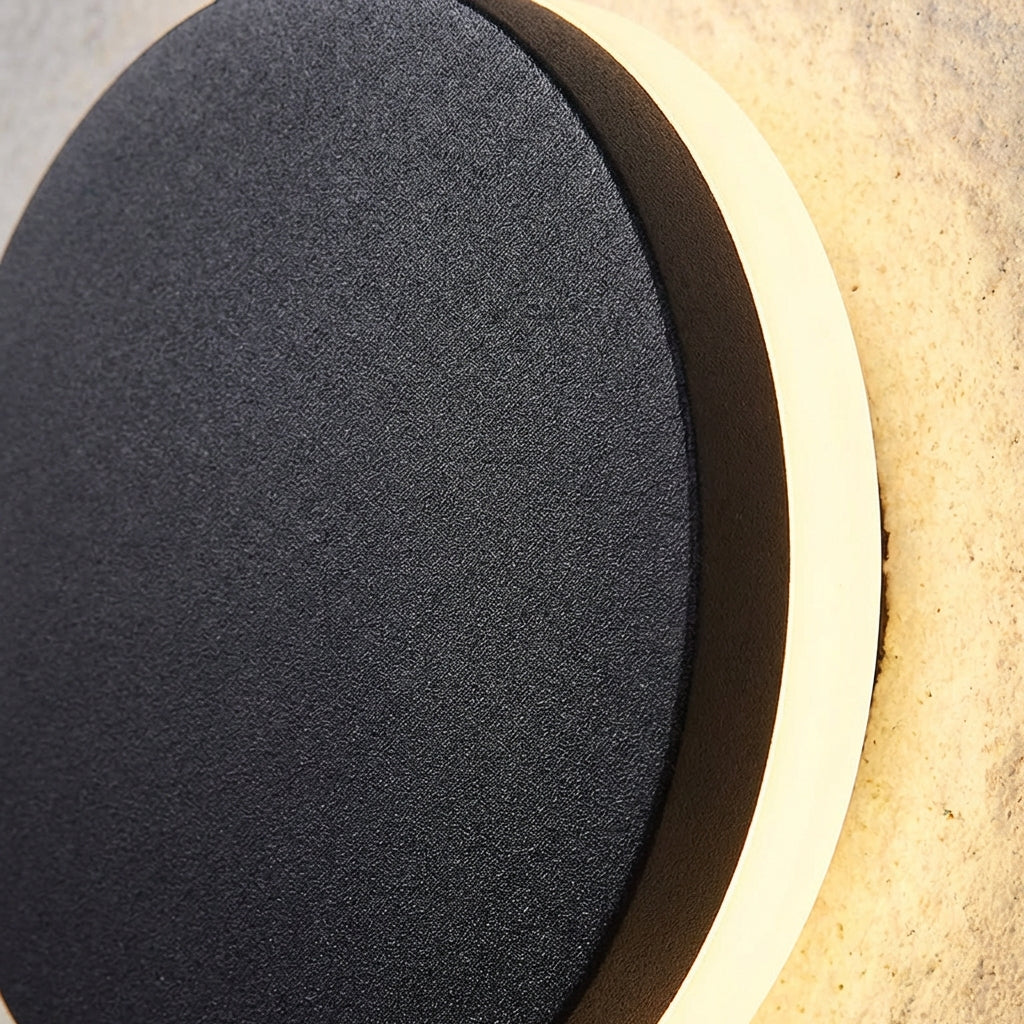 Contemporary Outdoor Wall Light Fixture