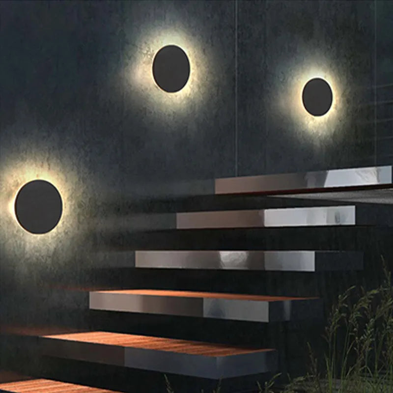 Contemporary Outdoor Wall Light Fixture