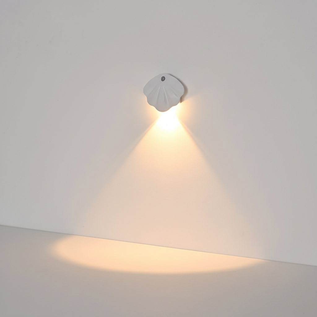 Night Shell - Decorative Wall Lamp in Shell Shape