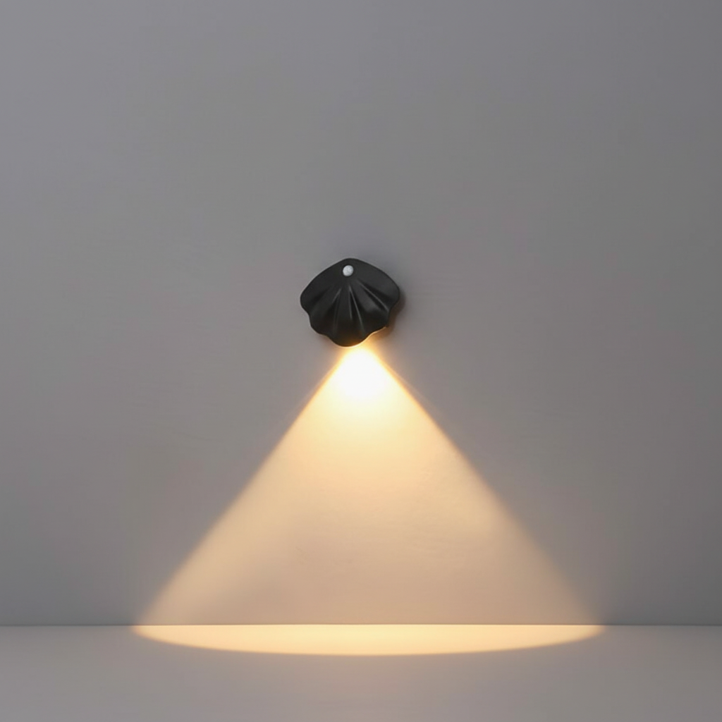 Night Shell - Decorative Wall Lamp in Shell Shape
