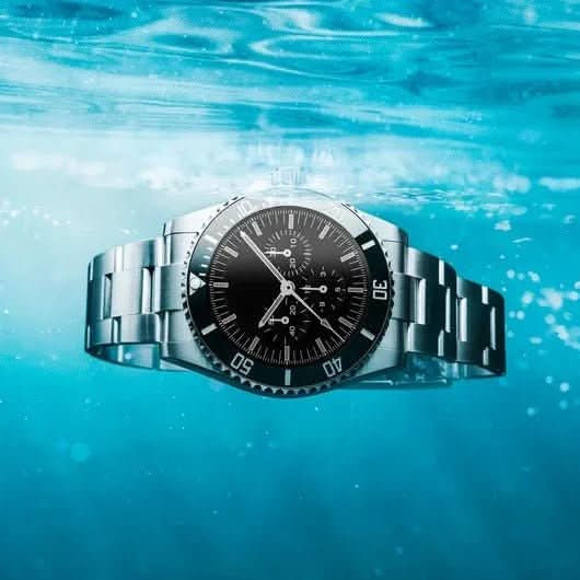Adventurer's Smart GPS Watch for Daily Challenges