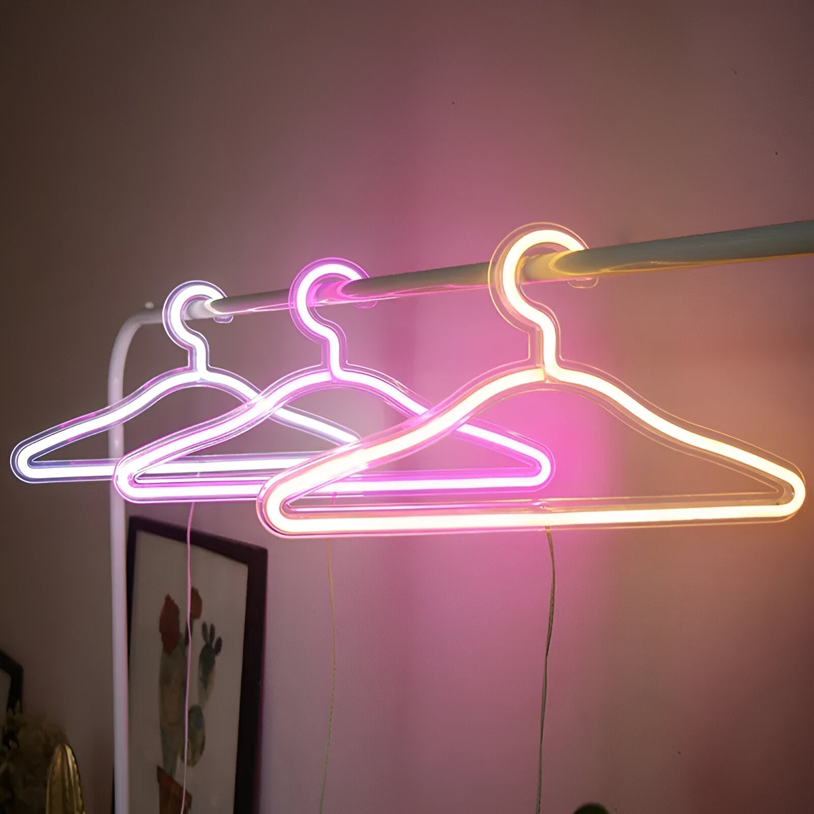 Colorful Hanger Light - Neon Design