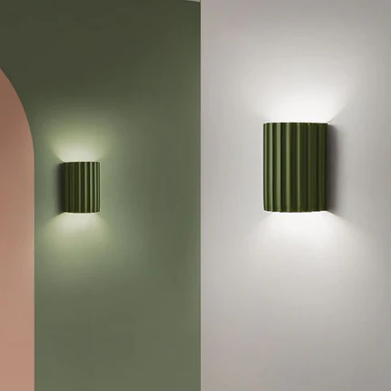 LuxeAura | Contemporary Dual-Light Wall Lamp for Chic Interiors