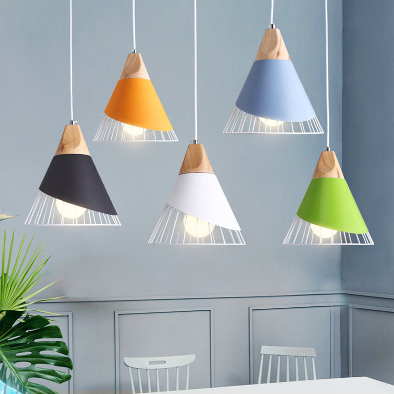Sleek Metal Pendant Light | Elevate Your Interior Design