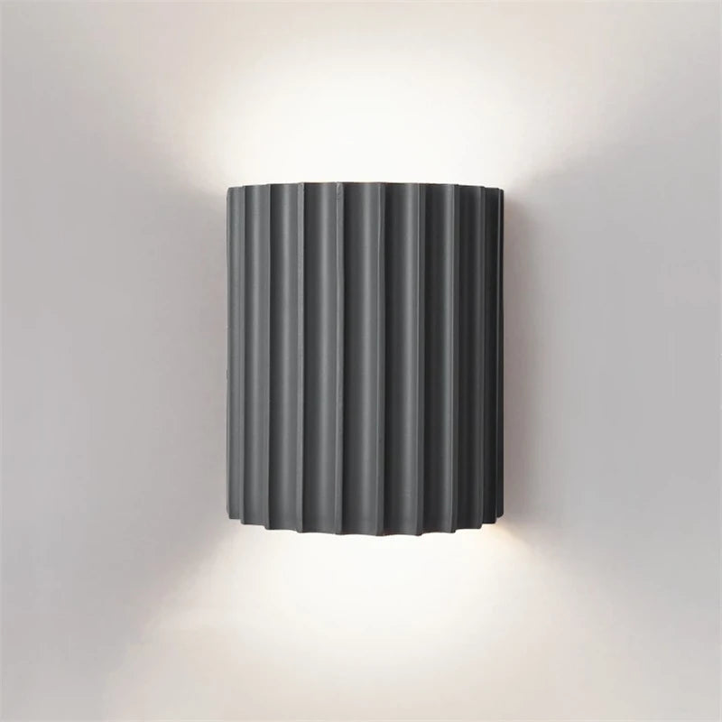 Elegant Ribbed Wall Sconce for Cozy Ambient Illumination