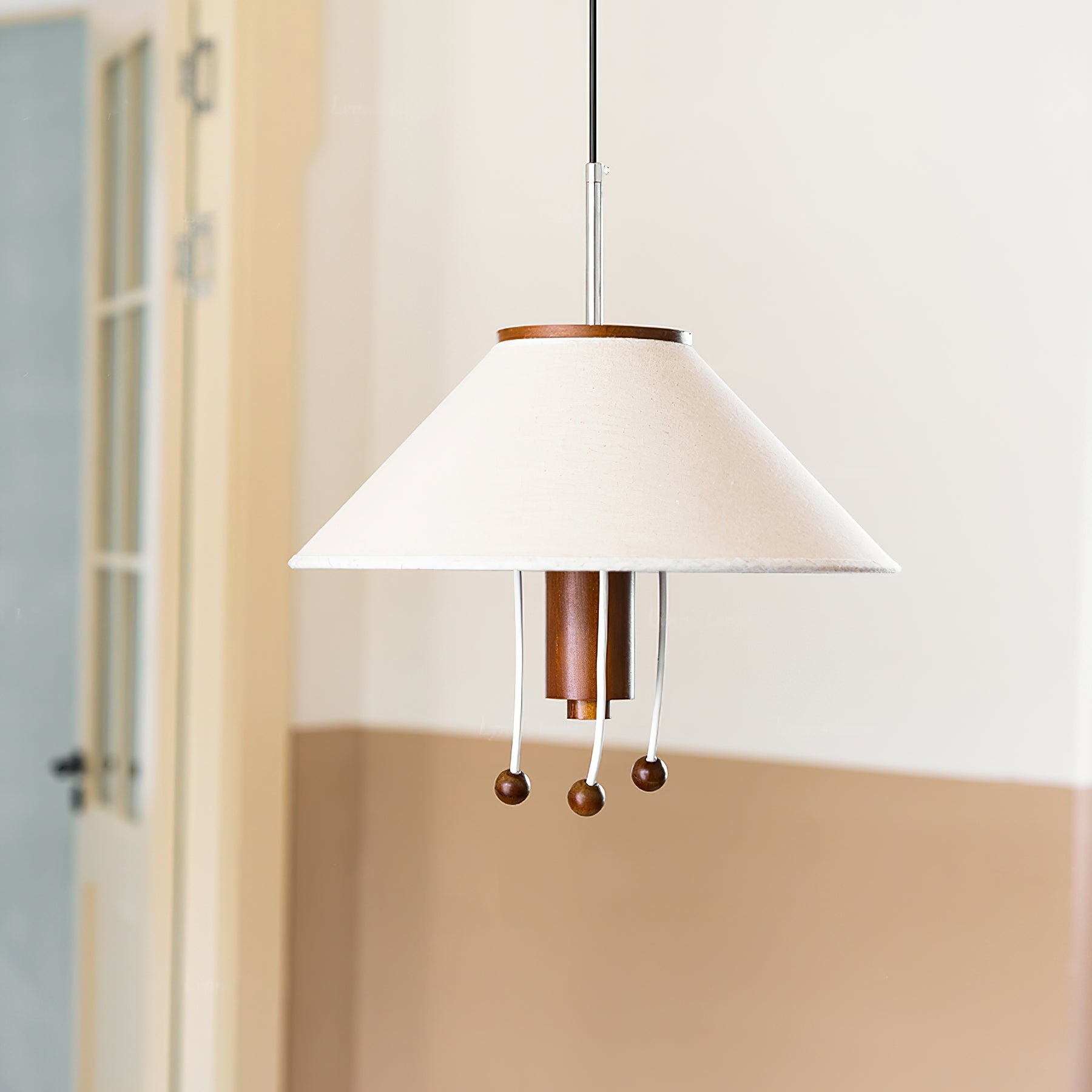 Octopus-Shaped Pendant Light – Sculptural Ceiling Lamp