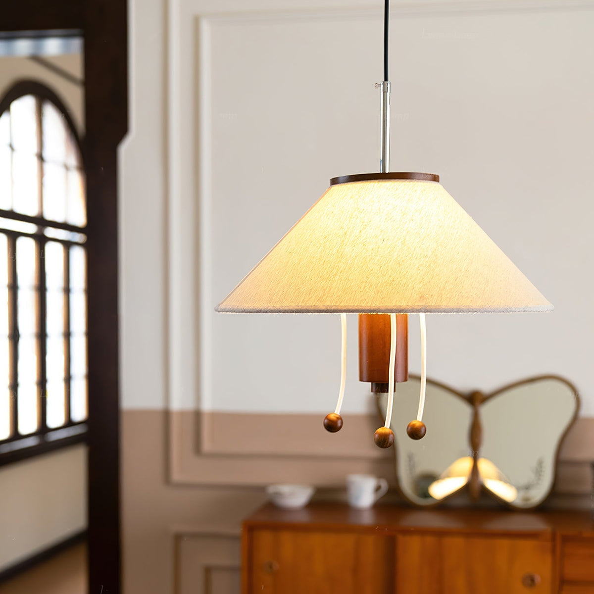 Octopus-Shaped Pendant Light – Sculptural Ceiling Lamp