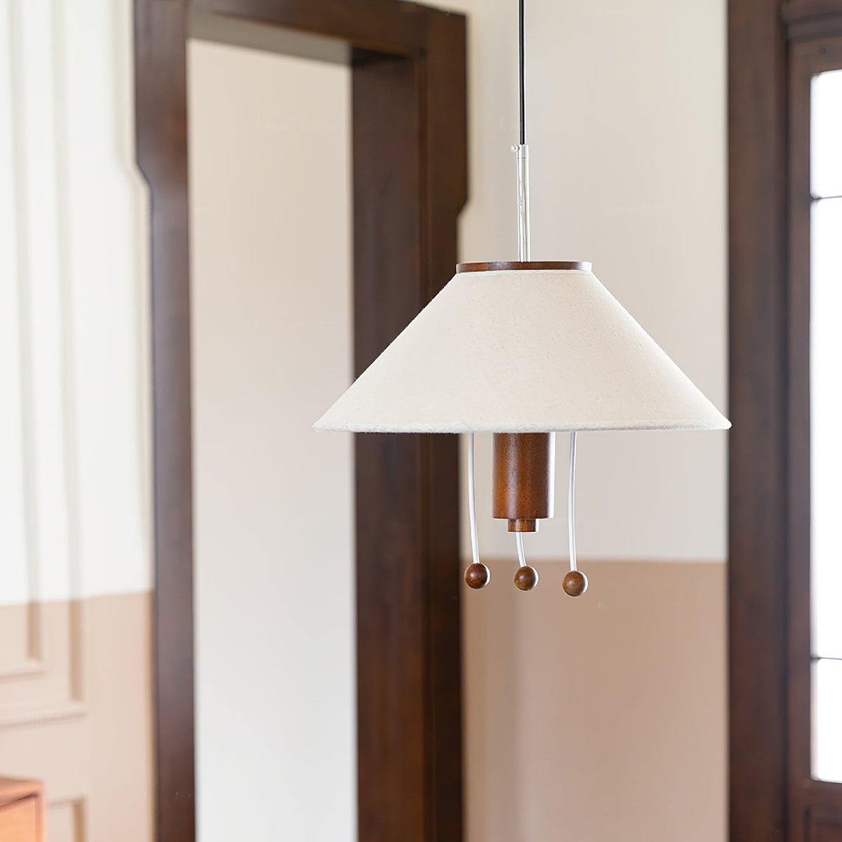 Octopus-Shaped Pendant Light – Sculptural Ceiling Lamp