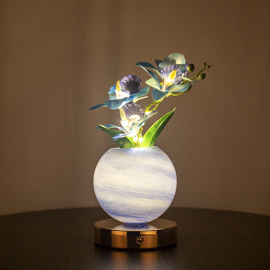 Blossom Glow Table Lamp - Touch Control & USB Rechargeable