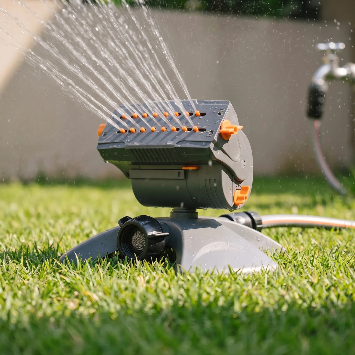 Garden Sprinkler with Oscillating Function