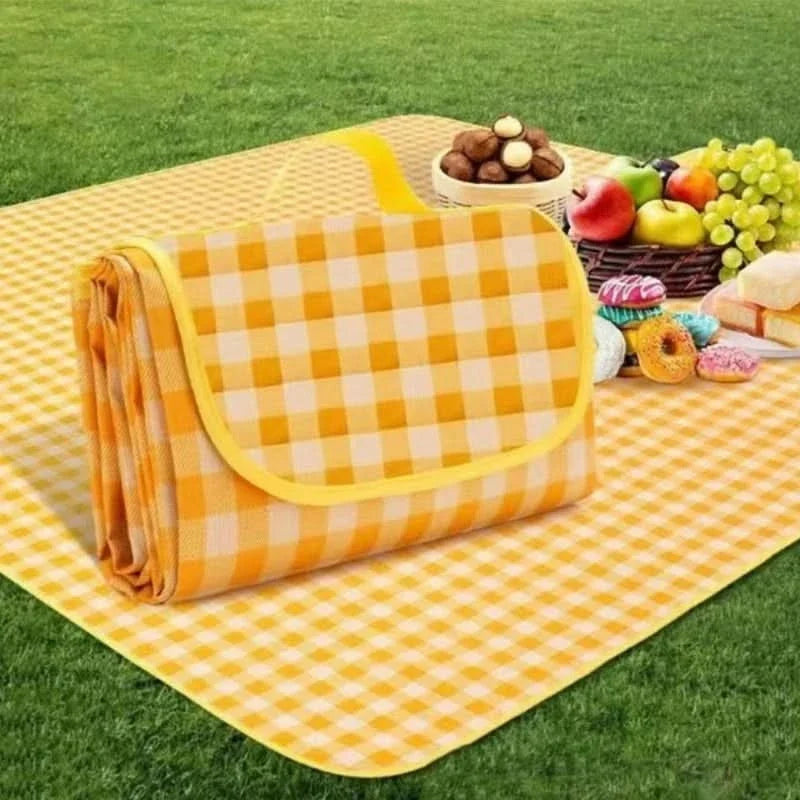 CozyWave – Extra-Large Portable Beach Mat for Family Fun