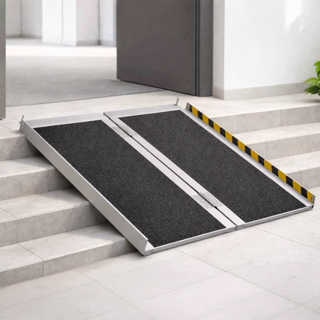 EasyMove – Compact Foldable Access Ramp for Seamless Mobility