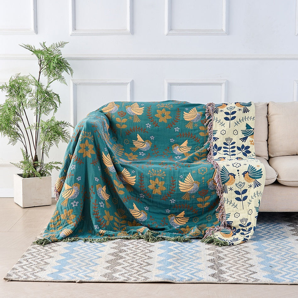 Dual-Sided Avian-Inspired Cozy Blanket for Home