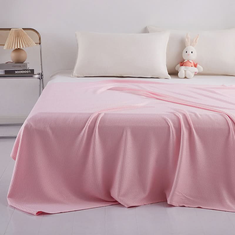 EcoComfort – Lightweight Bamboo Fiber Summer Quilt