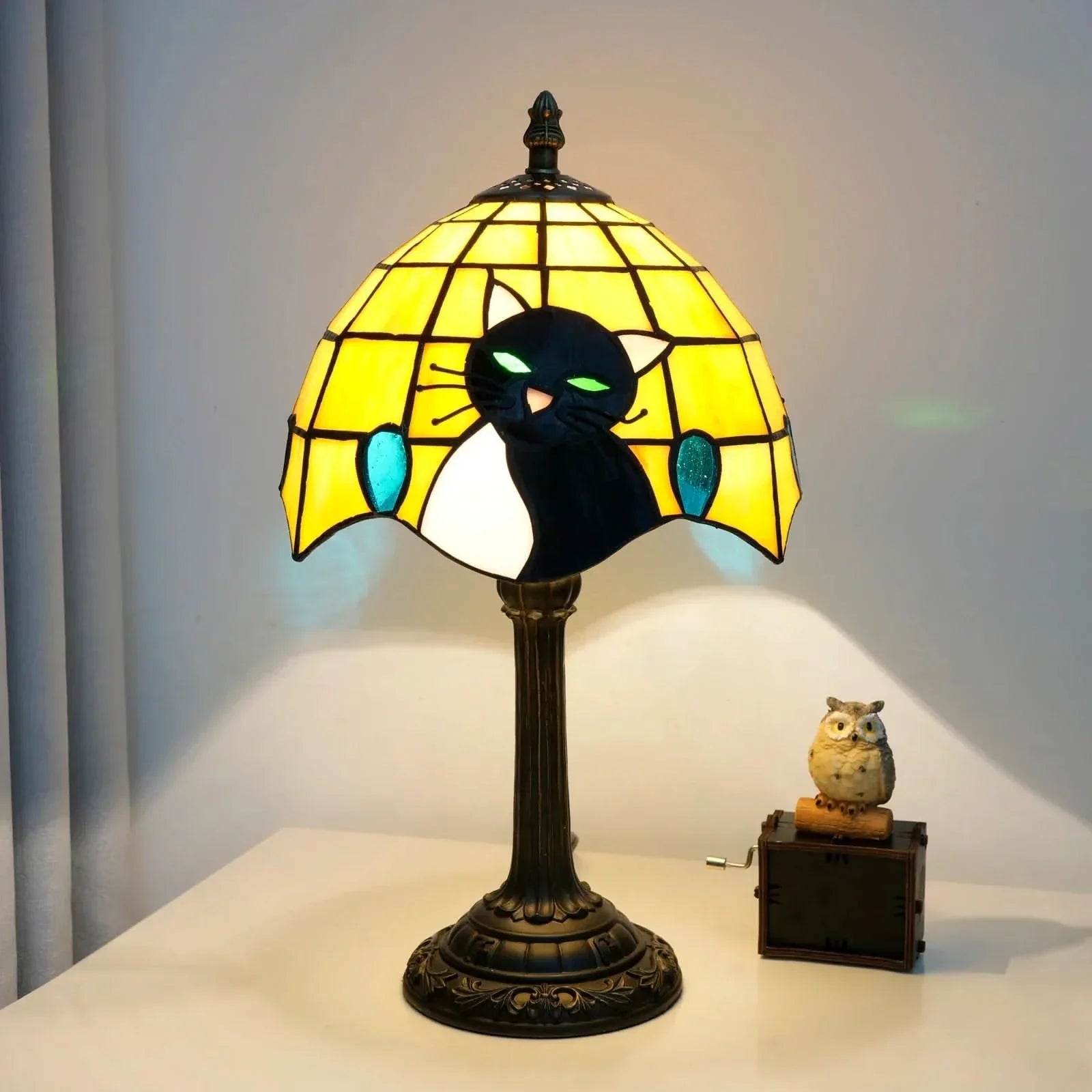 WhiskerLight – Artistic Cat Stained Glass Lamp