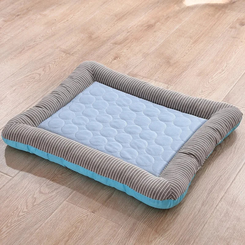 BreezyPaw Comfort Mat – 100% Cotton Cooling Bed for Pets