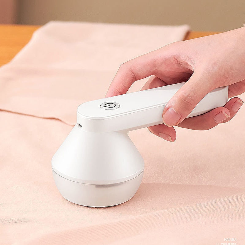 Cordless Fabric Shaver - Rechargeable Lint Removal Tool