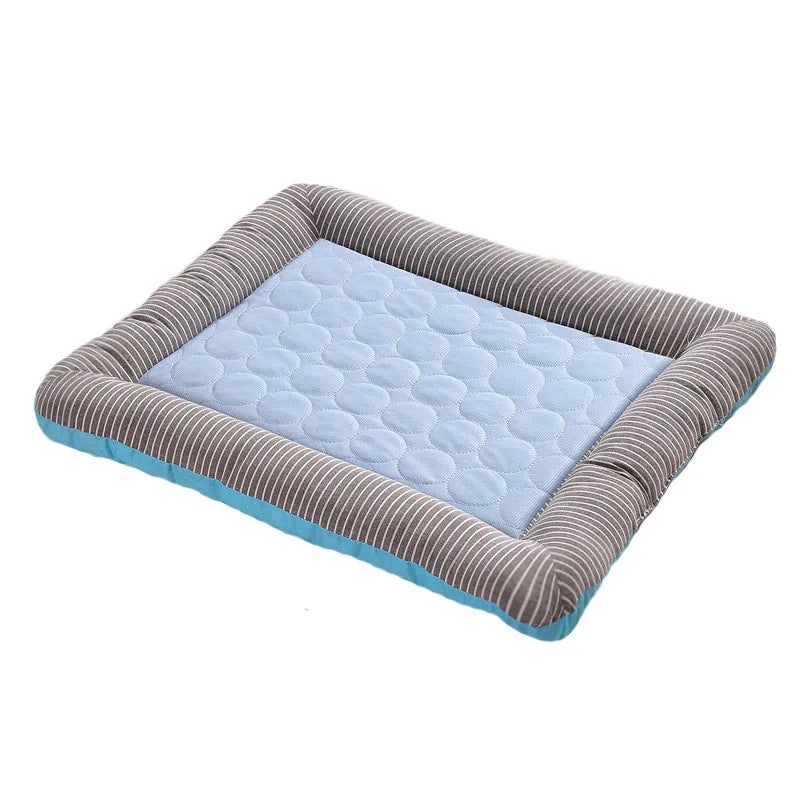 BreezyPaw Comfort Mat – 100% Cotton Cooling Bed for Pets