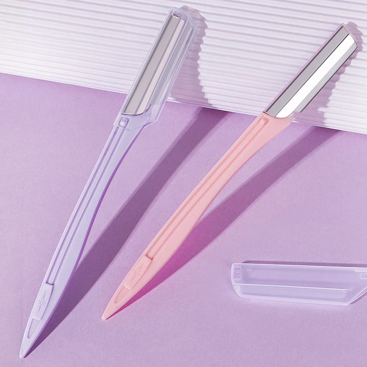 Sleek Shaper Stainless Steel Eyebrow Razors – Ergonomic Grooming Tool for Flawless Brows