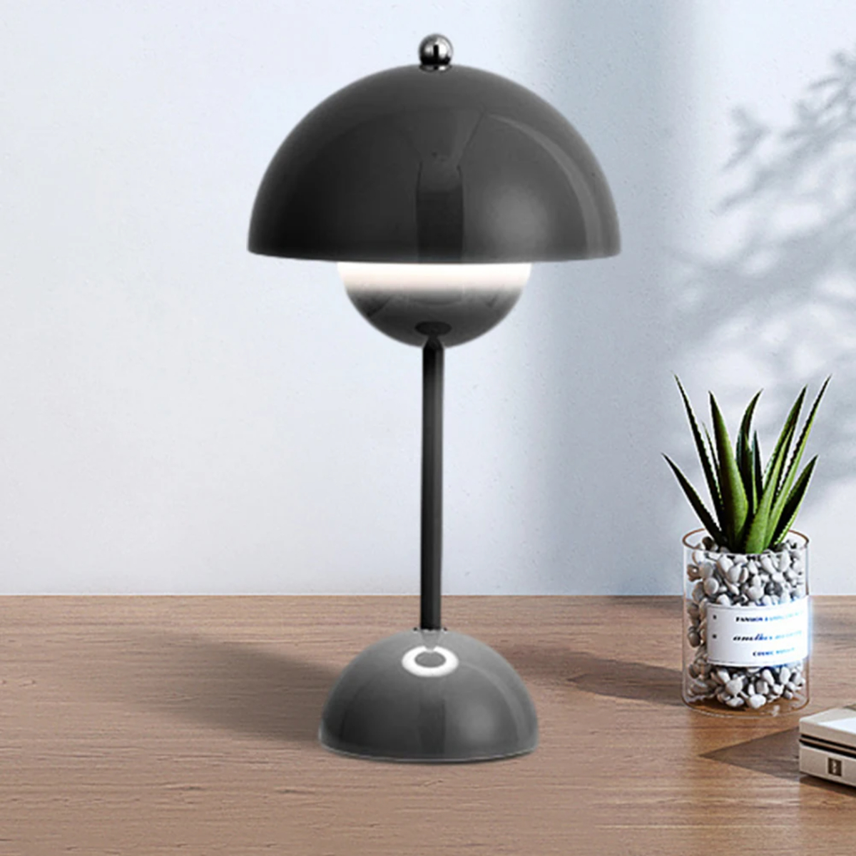 LumaMush – Touch-Controlled Rechargeable LED Table Lamp