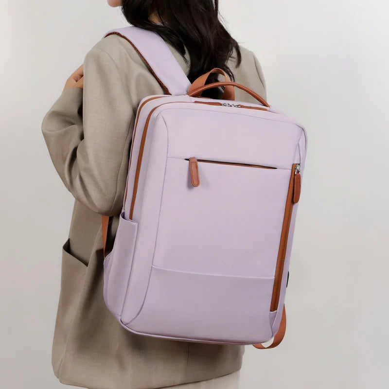 Versatile 20-35L Everyday Backpack for Work and Travel