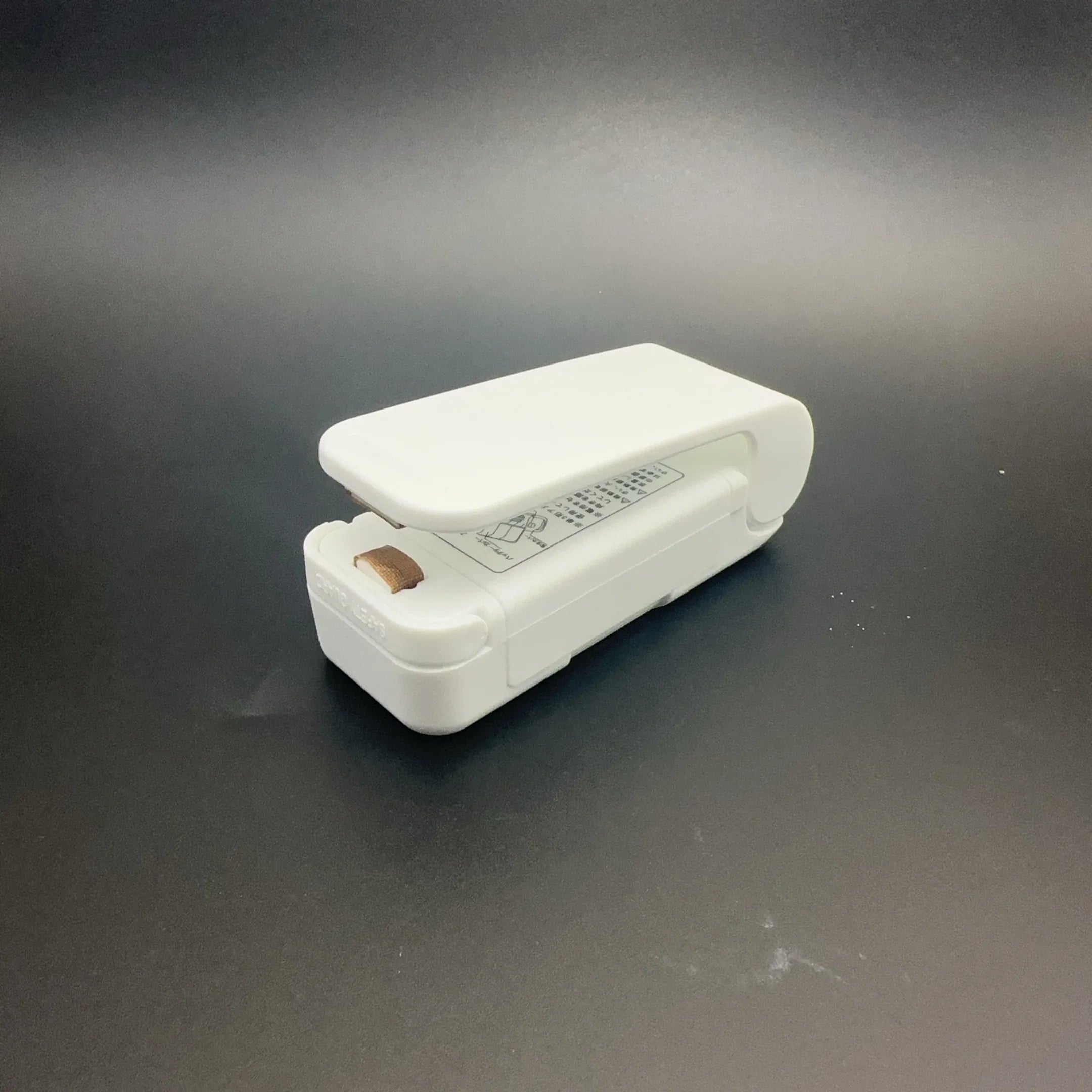 SnackGuard Portable Heat Sealer – Handheld Bag Sealing Solution
