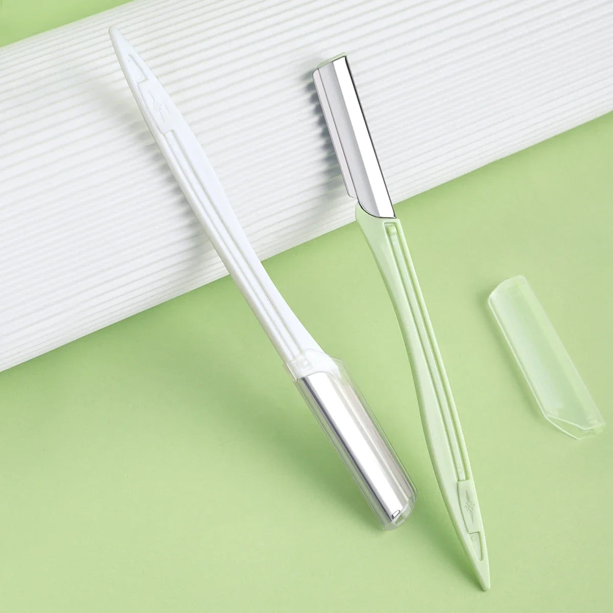 Sleek Shaper Stainless Steel Eyebrow Razors – Ergonomic Grooming Tool for Flawless Brows