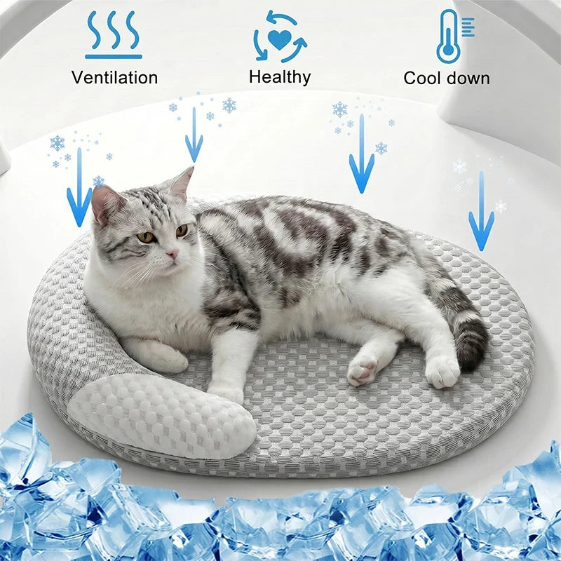 CoolPaw Comfort Mat – Breathable and Washable Pet Bed for All Sizes