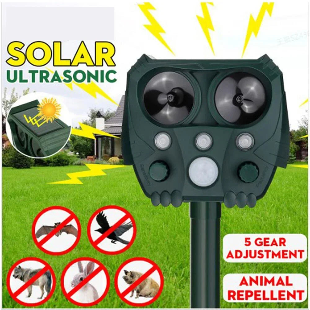Ultrasonic Animal Deterrent with PIR Sensor and Flashing Light