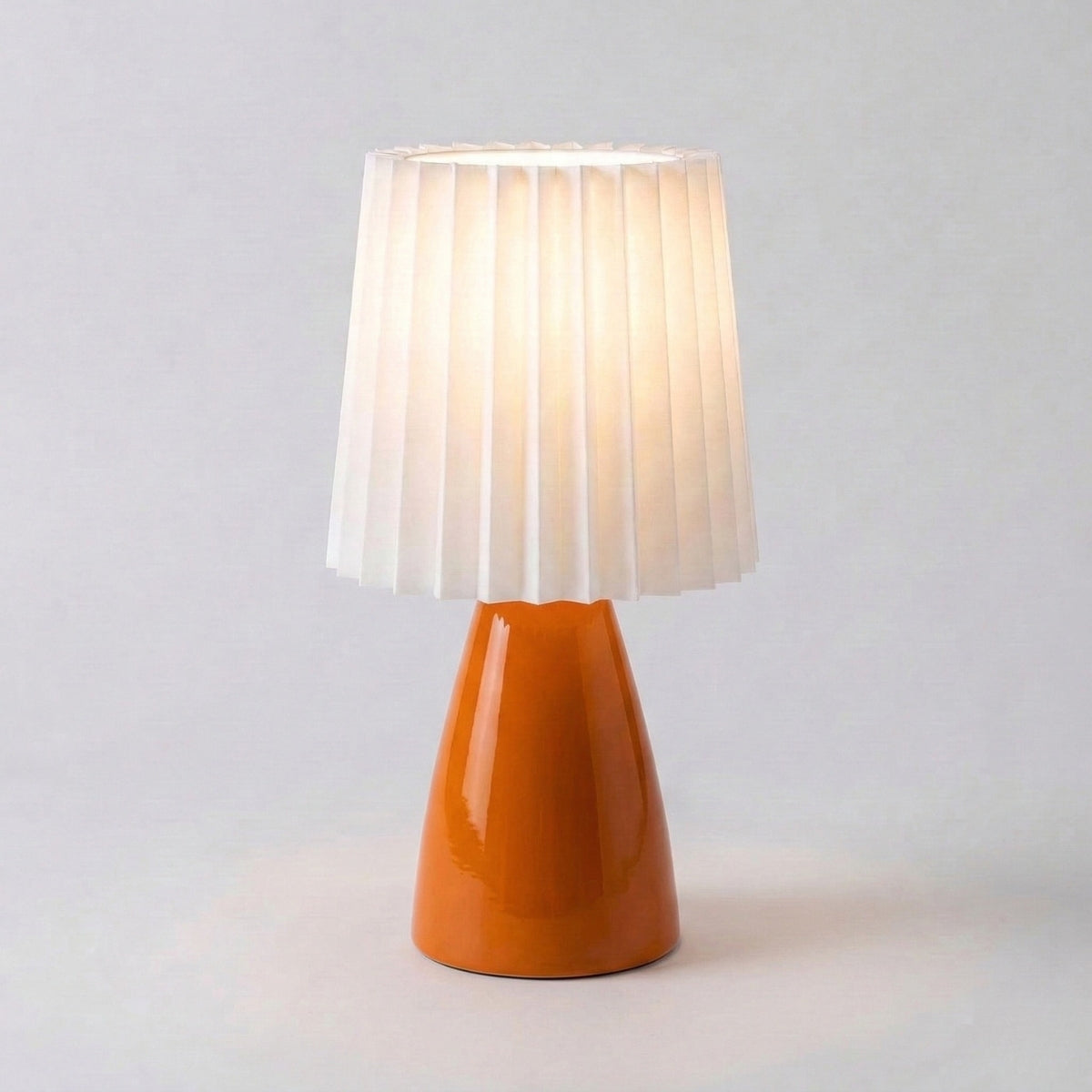 Elegant Fabric Shade Table Lamp with E27 Socket and Knob Control