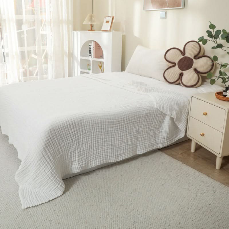 SereneWeave – Lightweight Cotton Muslin Throw for Cozy Spaces