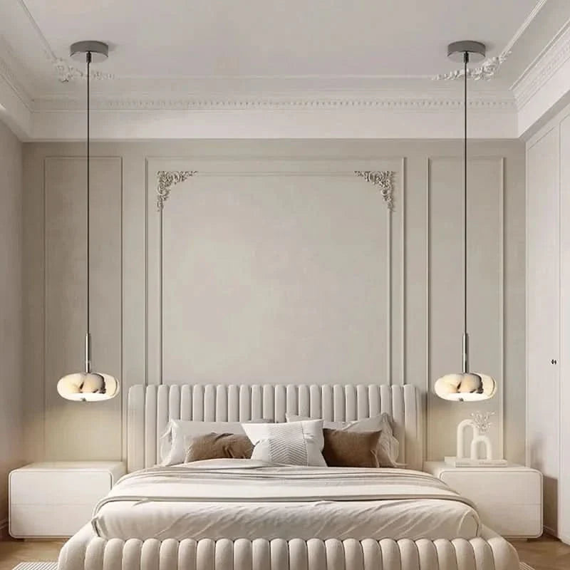 Artistic Marble-Effect LED Pendant Light for Elegant Spaces