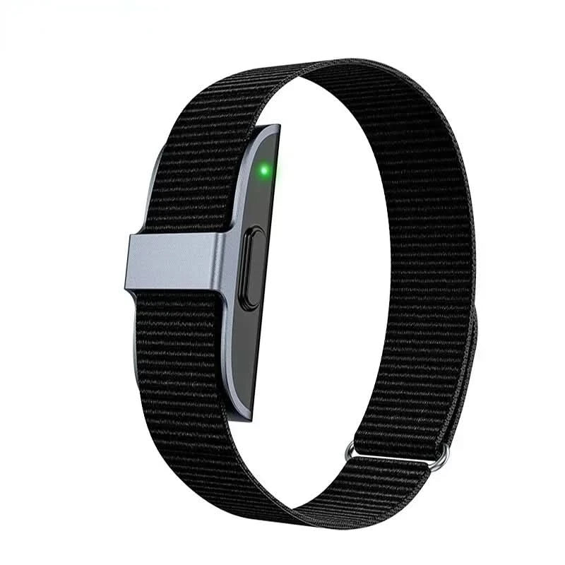AquaFit – Waterproof Smart Activity Tracker with Heart Monitor