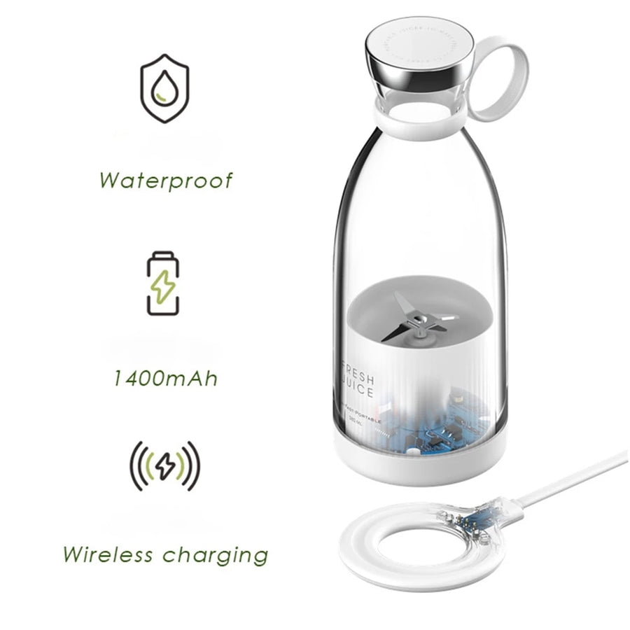 Compact and Convenient Juice Blender for On-the-Go