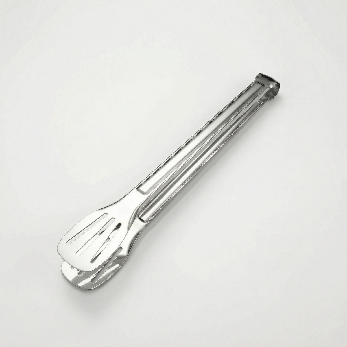 Kitchen Tongs with Slots for Enhanced Grip