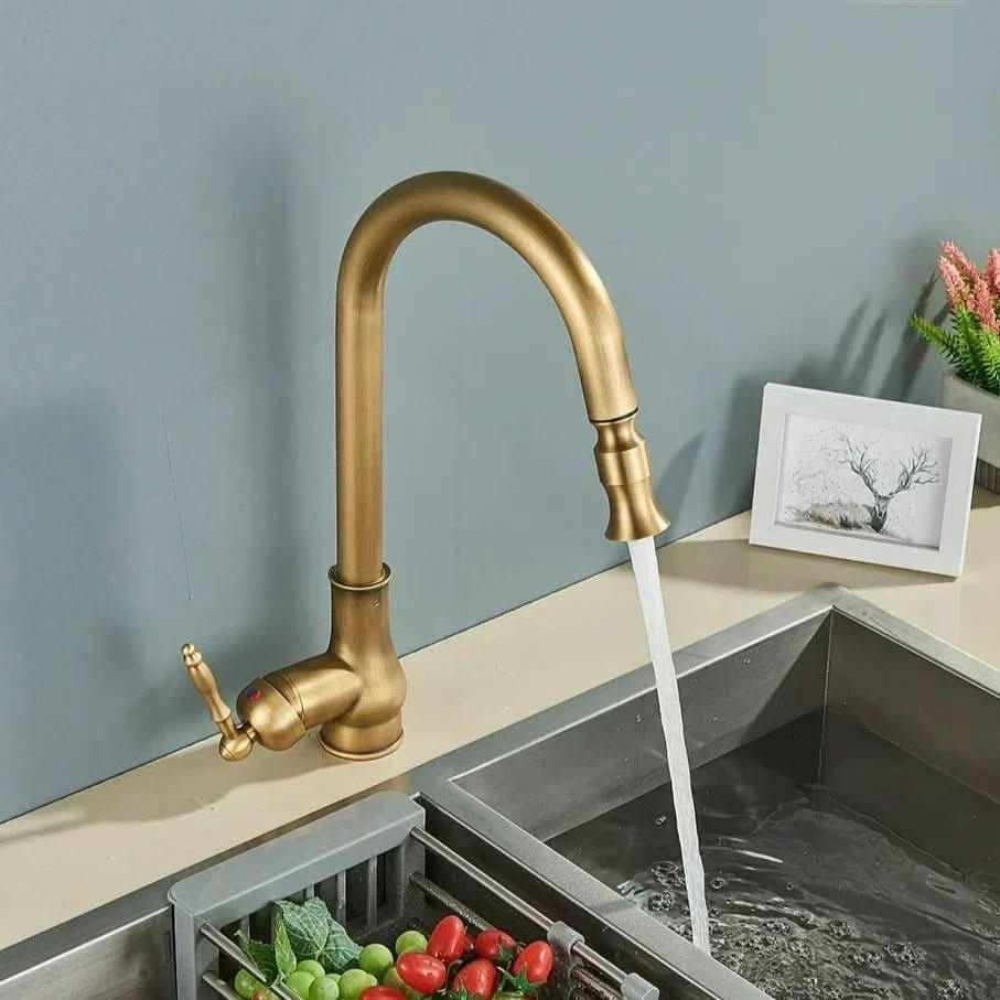 HeritageFlow – Elegant Pull-Out Kitchen Faucet with High Arc Design