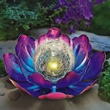 LumiPetal - Solar-Operated Lotus Lamp for Enchanting Outdoor Ambiance