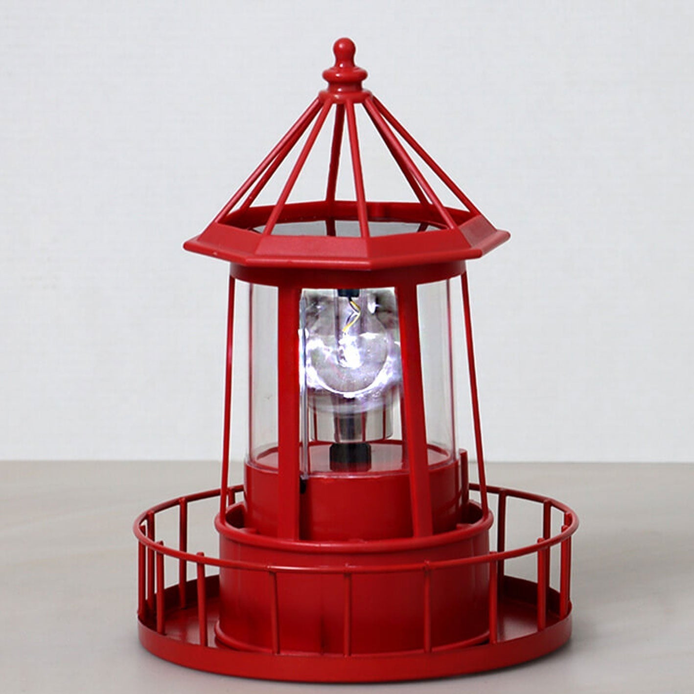 Illuminating Solar Rotating Pathway Light for Your Garden