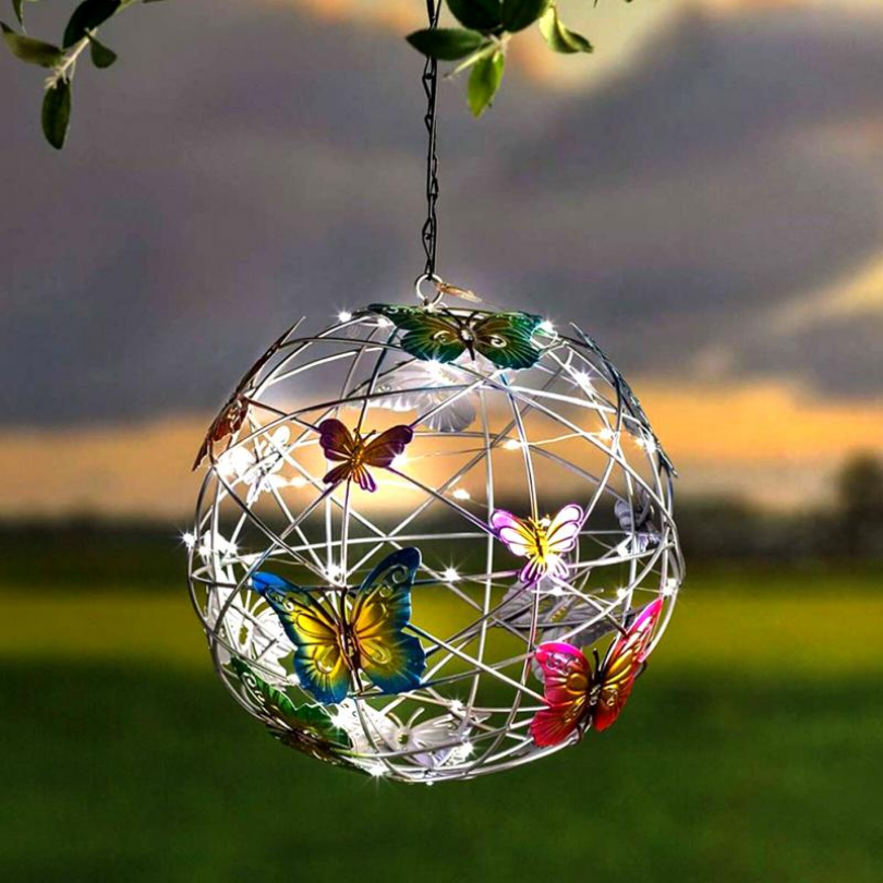 Outdoor Hanging Lamp Powered by Solar Energy