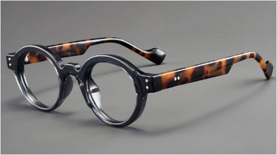 Timeless Vision | Unisex Eyewear Frames with Classic Elegance