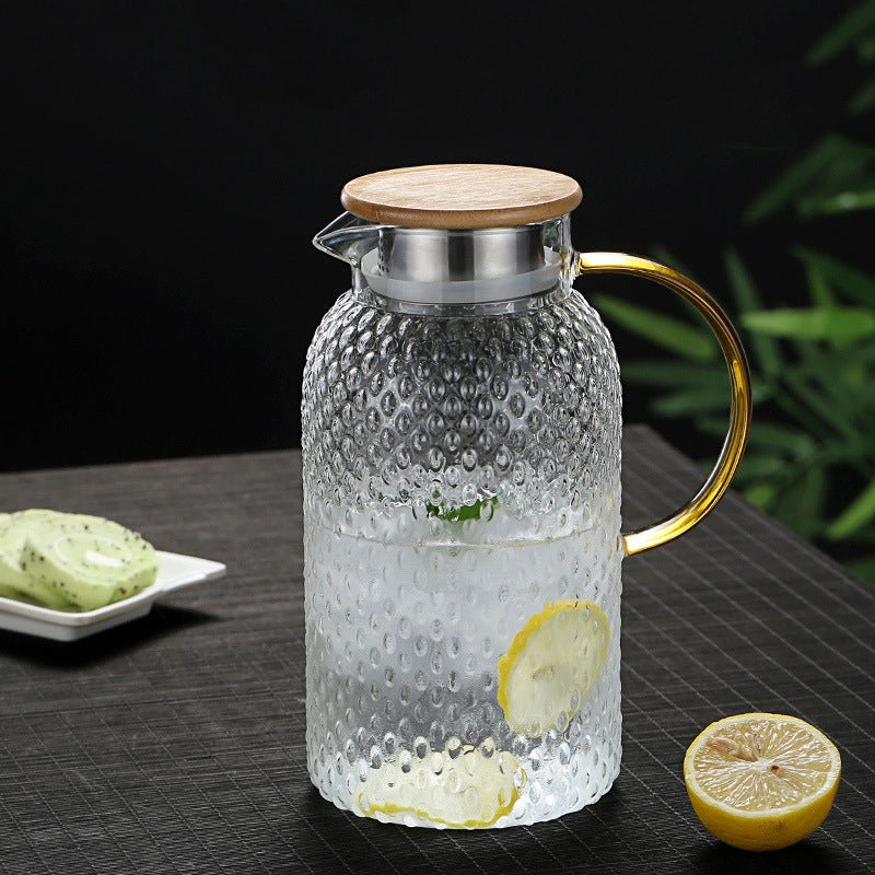 Elegant Insulated Glass Pitcher with Bamboo Lid for Effortless Serving
