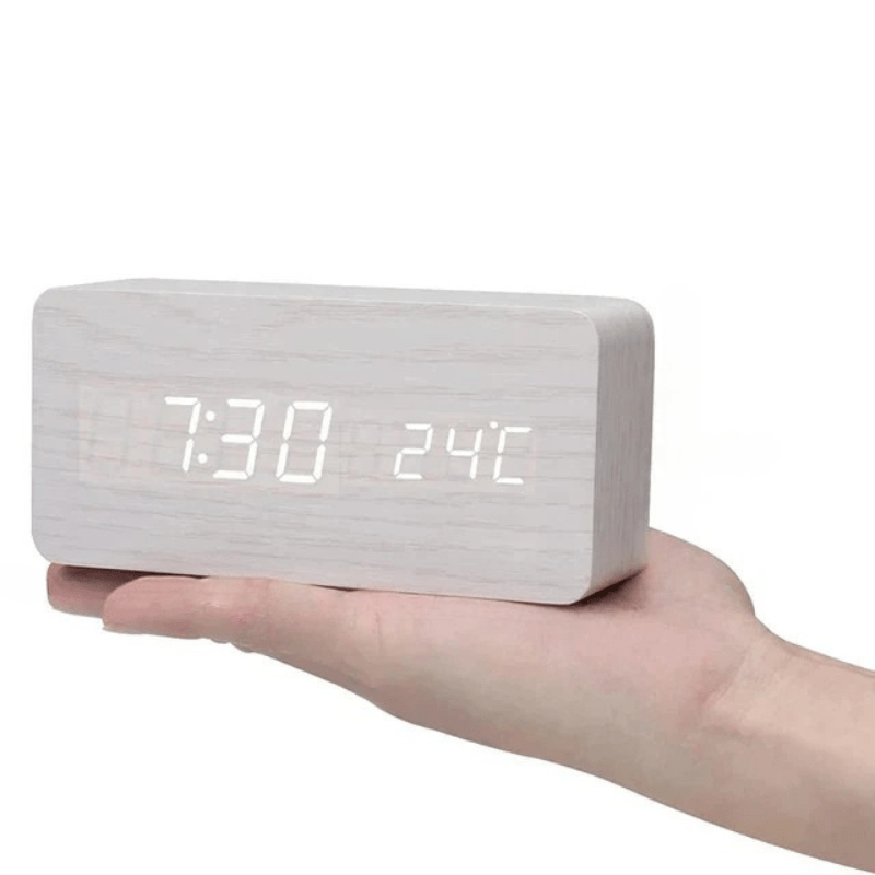 EchoWood – Smart Voice-Activated Wooden Timepiece