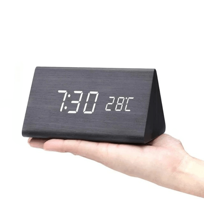 EchoWood – Smart Voice-Activated Wooden Timepiece