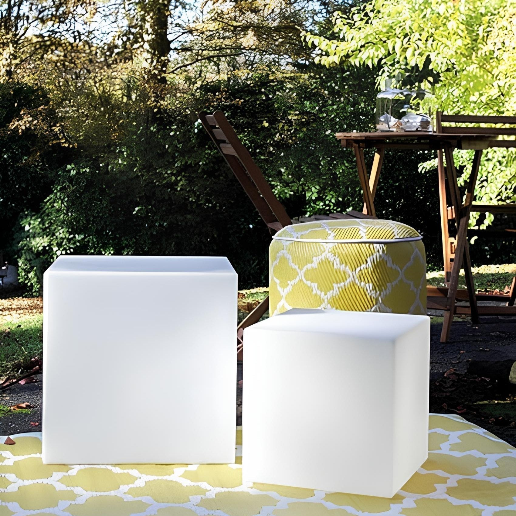 Illuminated Cube Planter - Garden Lighting