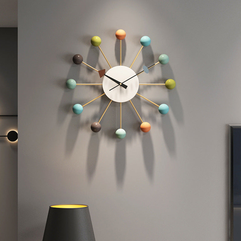 Sophisticated 21-Inch Silent Clock for Home Elegance