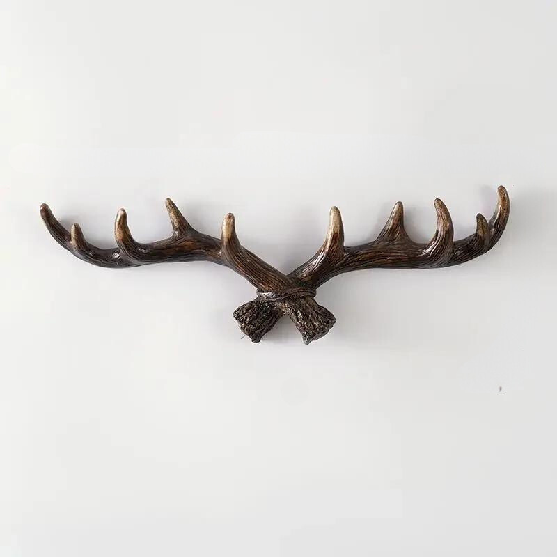 Stylish Wall-Mounted Antler Coat Rack for Smart Storage